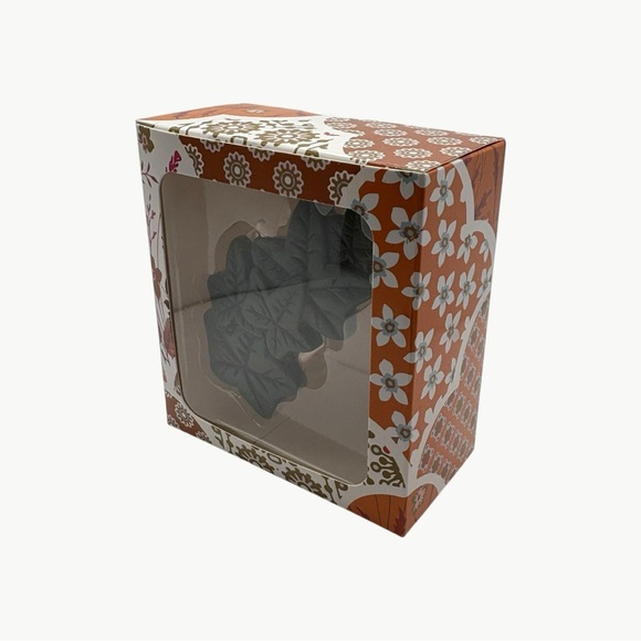 Evermore Ivy Taylor Swift Collectible Christmas Ornament | Green - Picture 9 of 15